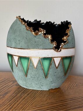Sharon Penn Southwest Green 22K Gold Accent Pottery Vase Artist Signed